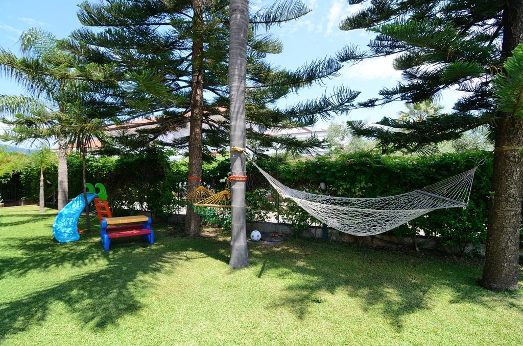 マスカリ Casa Michelangelaヴィラ エクステリア 写真