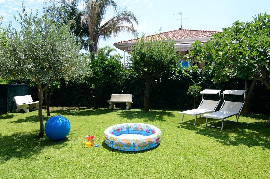 マスカリ Casa Michelangelaヴィラ エクステリア 写真