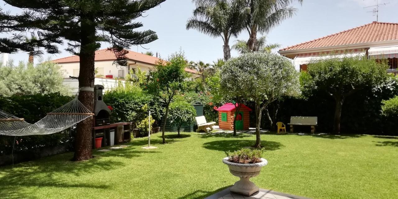 マスカリ Casa Michelangelaヴィラ エクステリア 写真